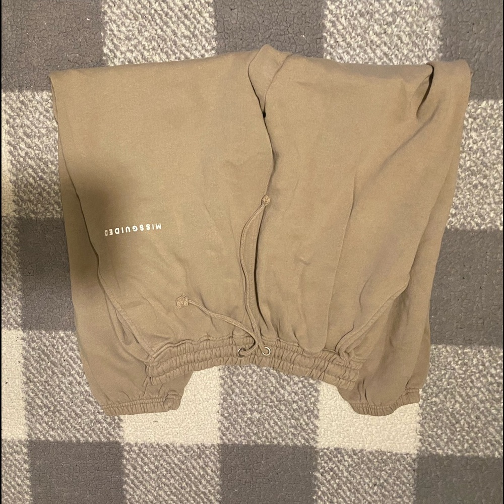 Misguided petite size 4 sweats, never worn